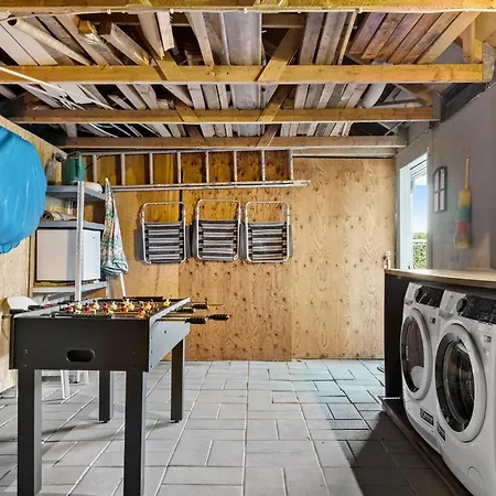בית נופש 2 Bedroom In *